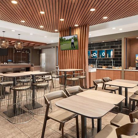 Springhill Suites By Marriott Milwaukee West/Wauwatosa Buitenkant foto