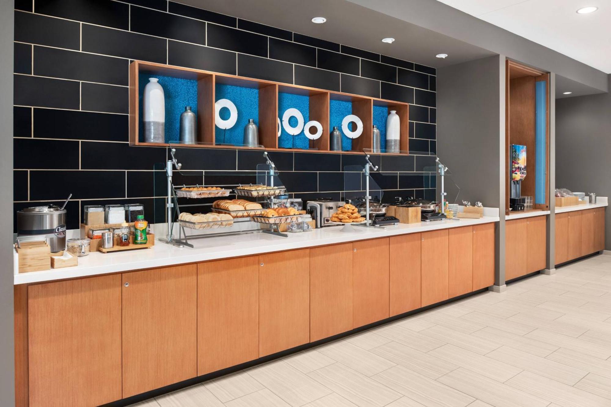 Springhill Suites By Marriott Milwaukee West/Wauwatosa Buitenkant foto