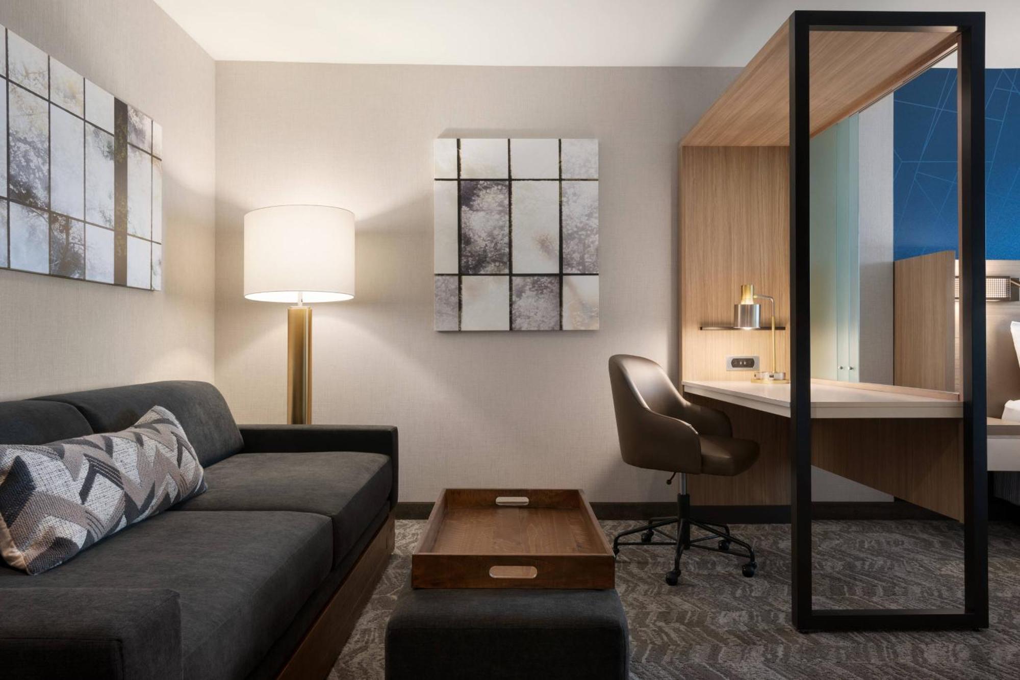 Springhill Suites By Marriott Milwaukee West/Wauwatosa Buitenkant foto